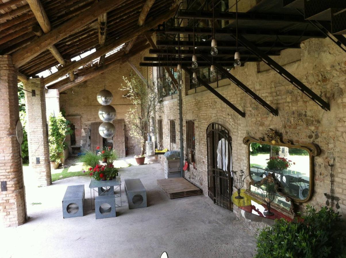 Loft Dellartista. Eclettico, Originale, Unico Apartment Ceresara Exterior photo